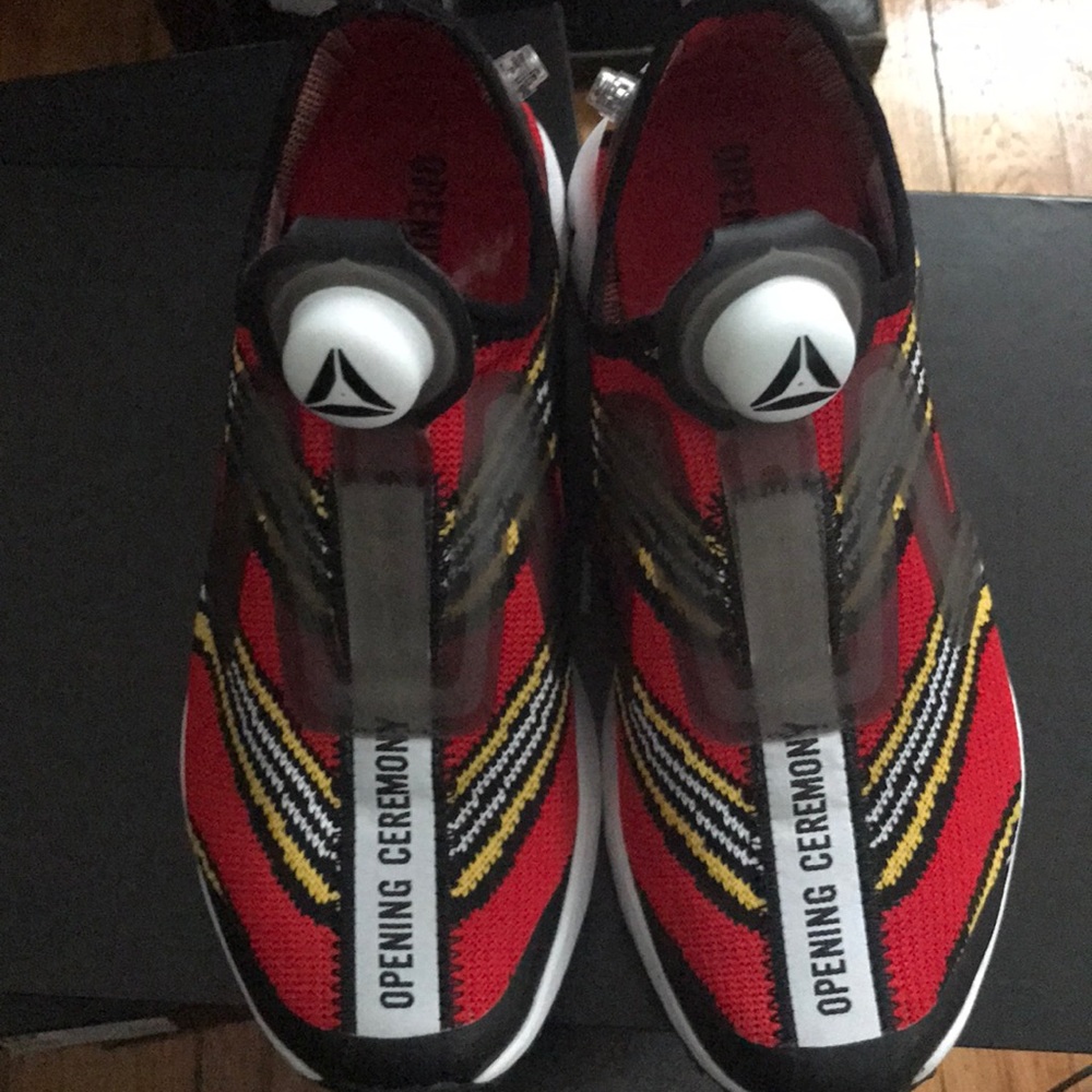 Opening Ceremony x Reebok Pumps - Picture 2 of 5